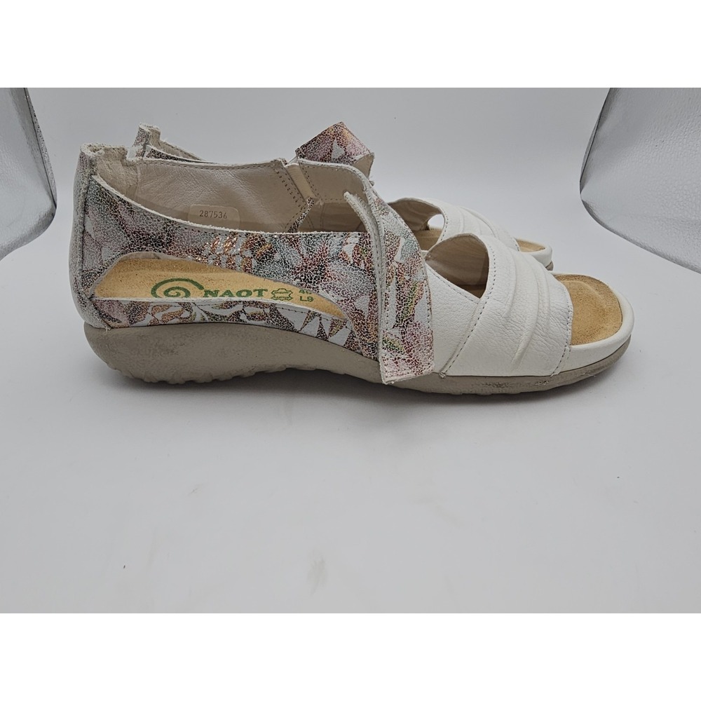 Naot Papaki Sandals Sz 9 White and Floral Pattern Adjustable Strap Comfort Shoe - Picture 5 of 11